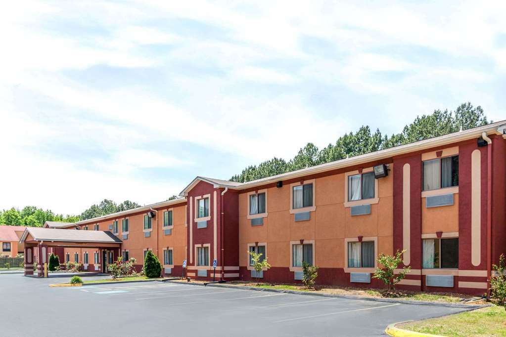 Knights Inn Memphis At Macon Cove Exterior foto